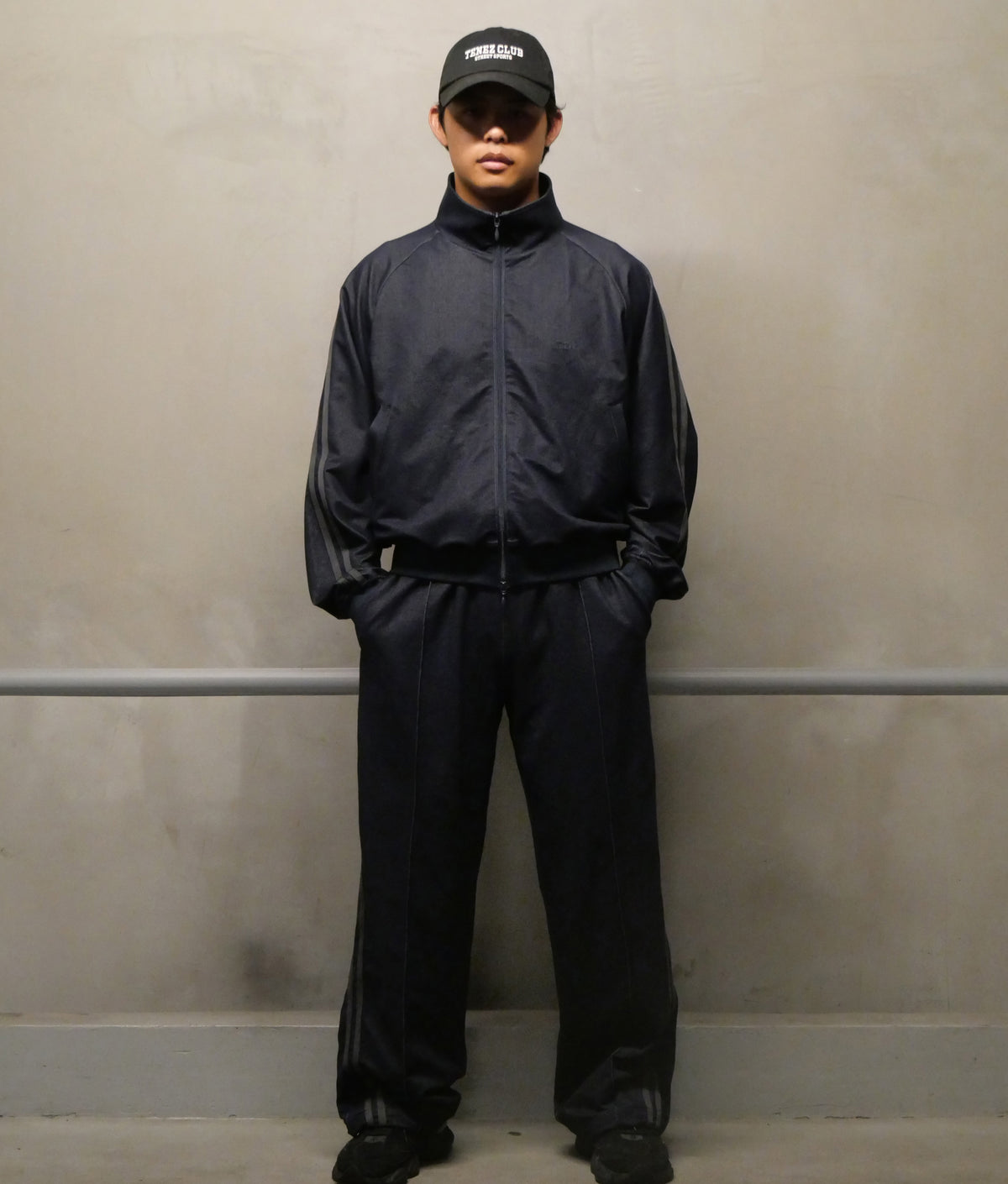 【セットアップ 】0142. & 0144. TENEZ Track Jacket & Pants Two Stripes SET UP (デニム風)