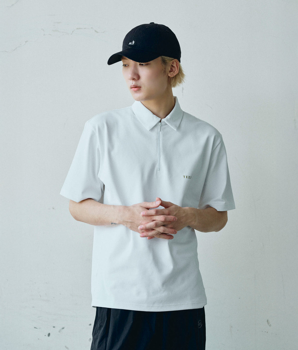 0132. MOON-TECH®︎ Zip Collar Shirt
